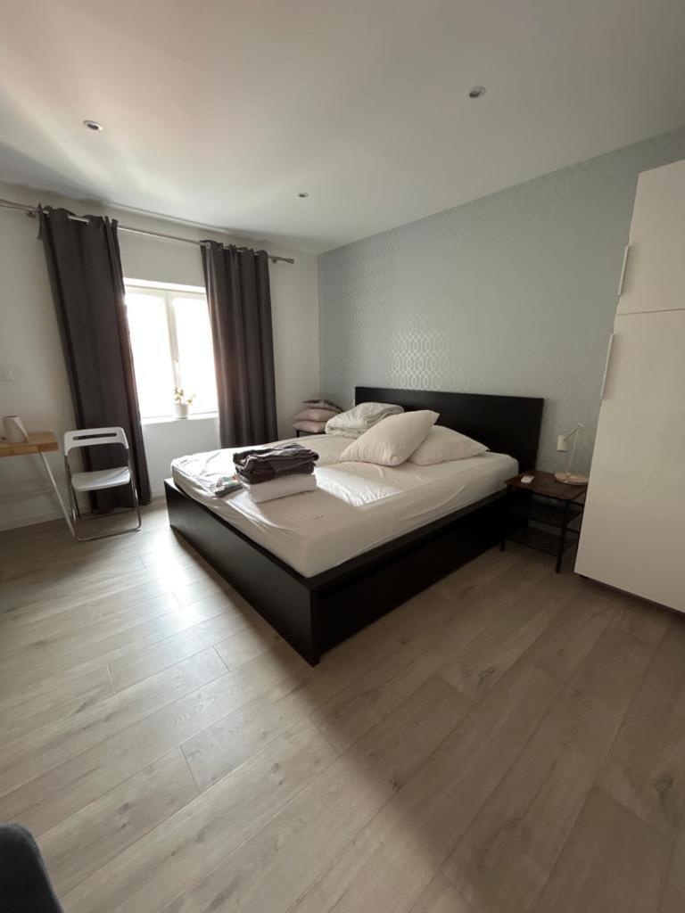 Tour D'Auvergne - Appartements En Plein Centre Ville, Proche De La Cathedrale Et De La Place De Jaude Clermont-Ferrand Exteriör bild